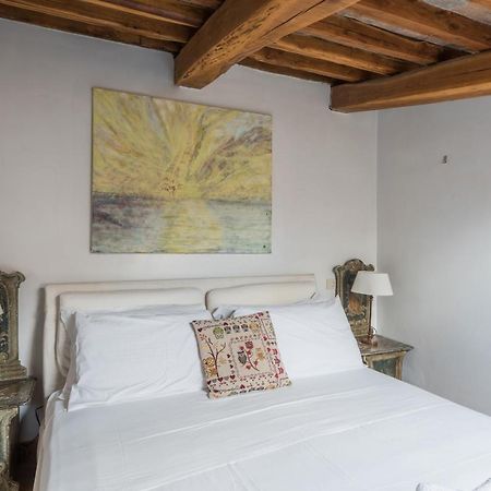 Apartament Cozy Wooden Apt In Piazza Navona Rzym Zewnętrze zdjęcie