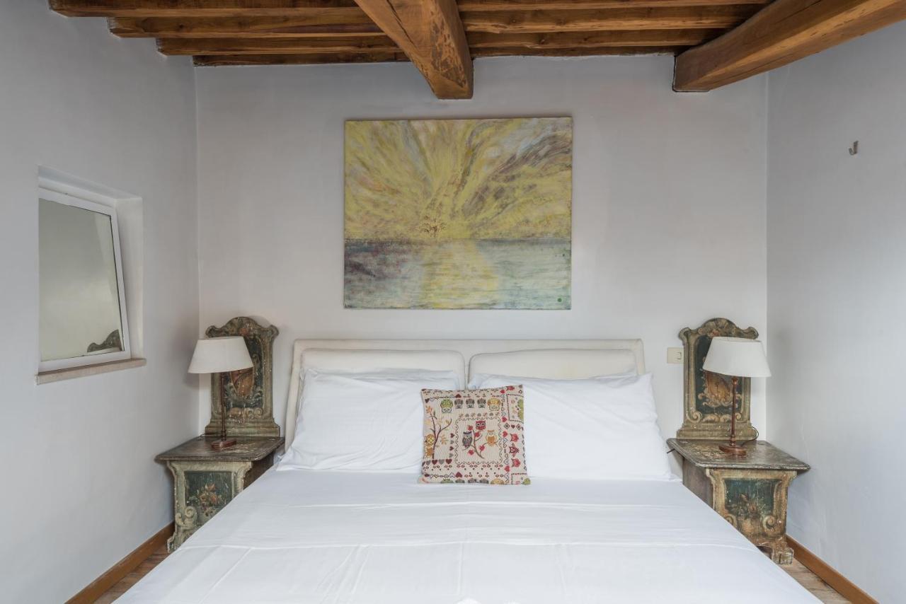 Apartament Cozy Wooden Apt In Piazza Navona Rzym Zewnętrze zdjęcie