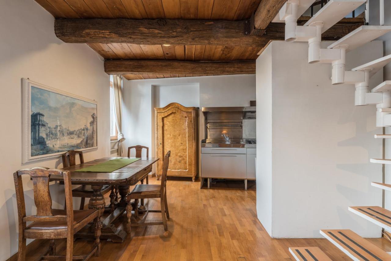 Apartament Cozy Wooden Apt In Piazza Navona Rzym Zewnętrze zdjęcie
