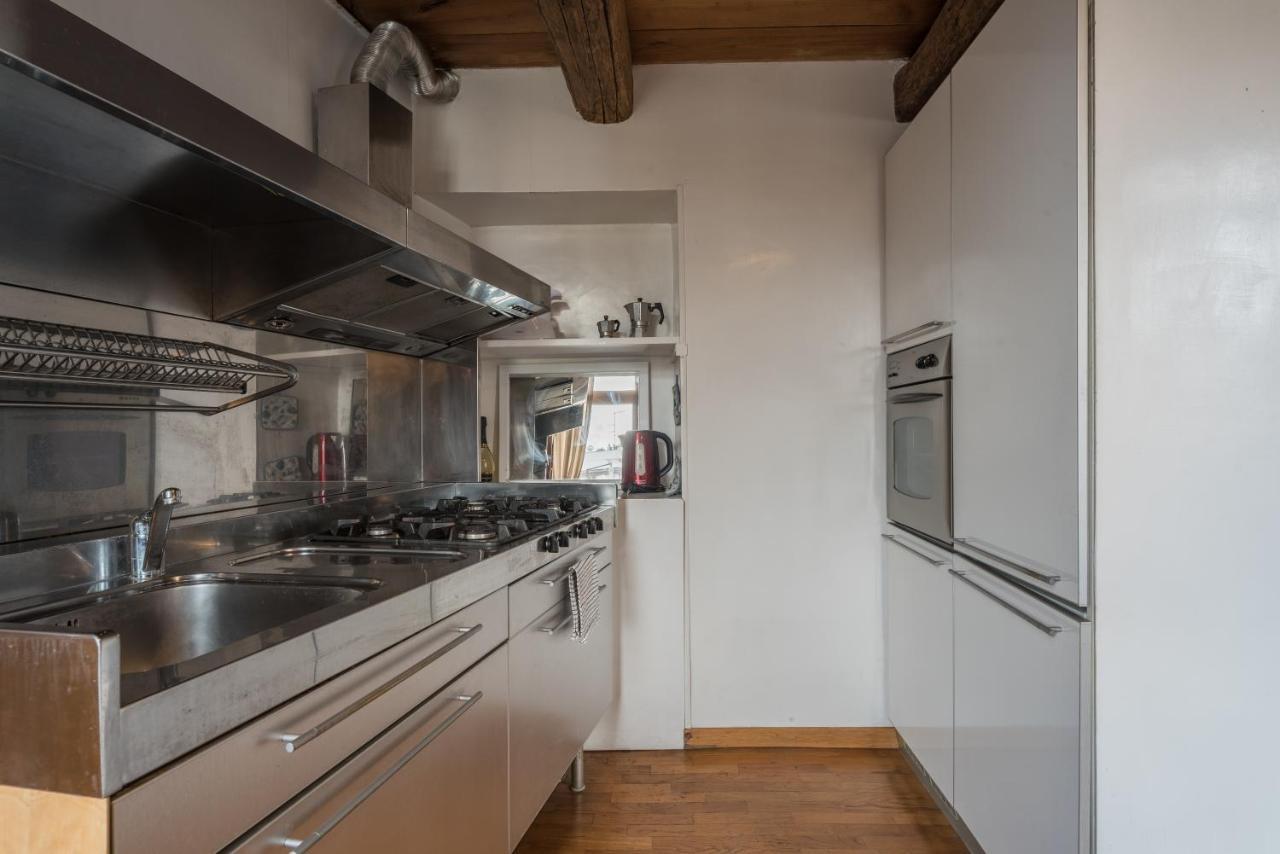 Apartament Cozy Wooden Apt In Piazza Navona Rzym Zewnętrze zdjęcie